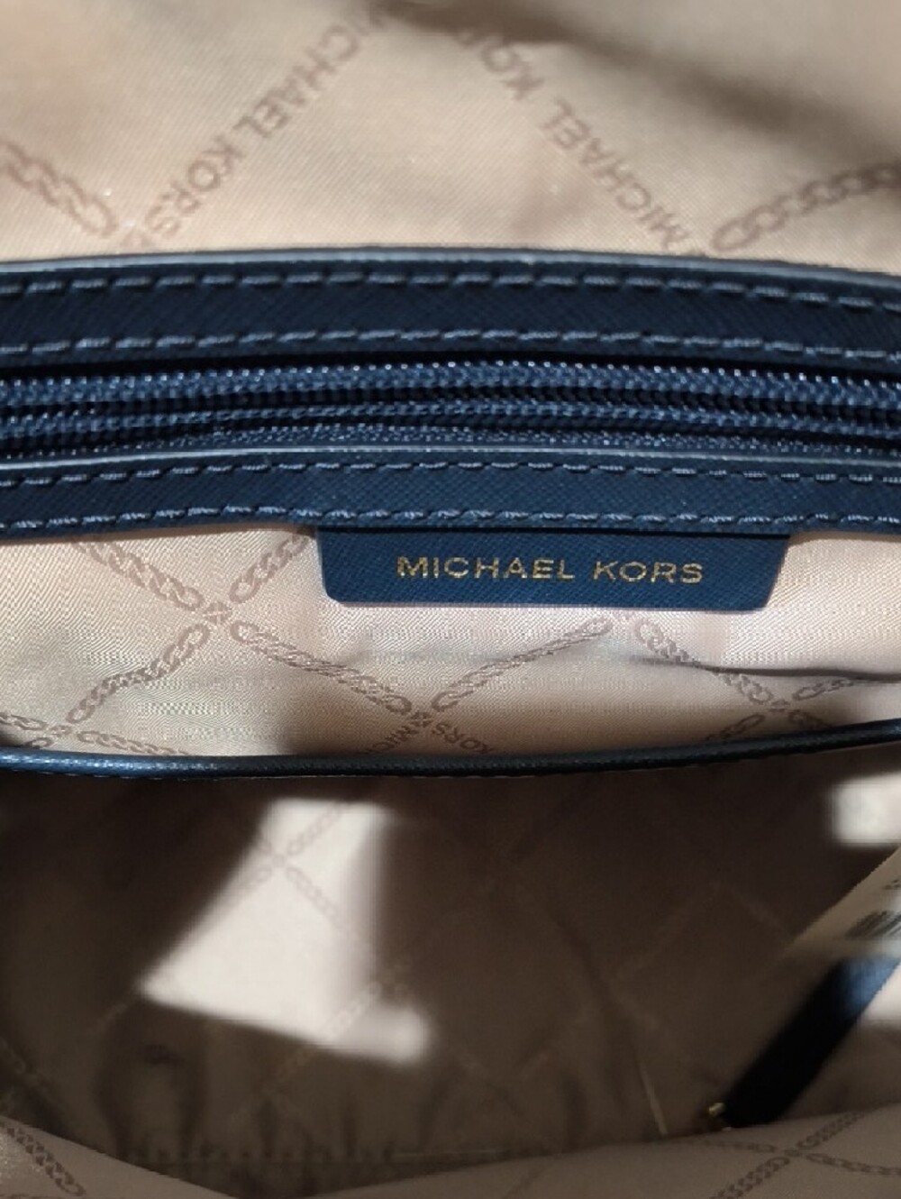 Michael Kors Hudson Navy Dome Satchel with Snake-Print Handles and Gold Hardware - Picture 5 of 17